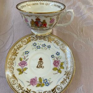 The Queen Mum commemorative cup & saucer.